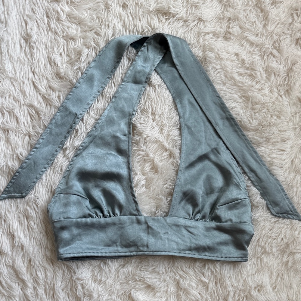 (Motel) Silver Blue Halter Tie Bralette Top